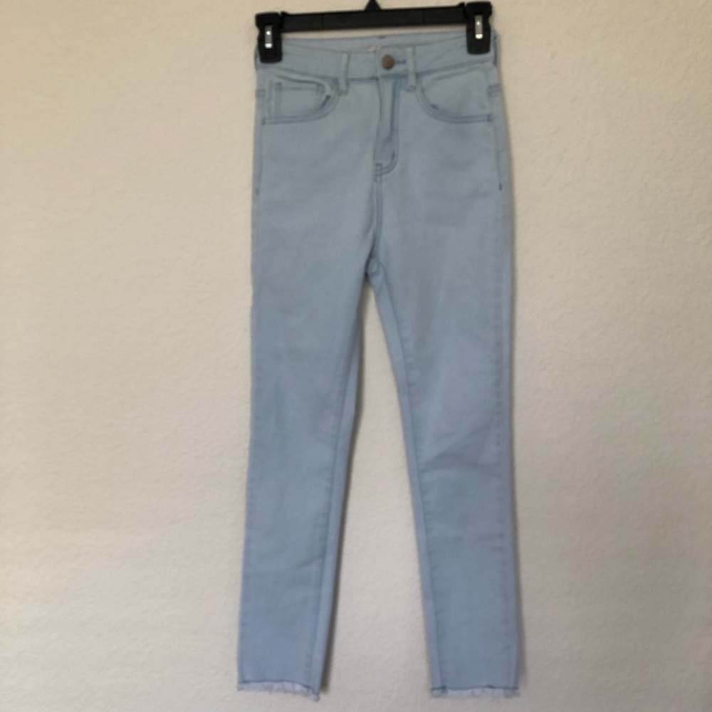 Forever 21 Women’s stretchy skinny jeans